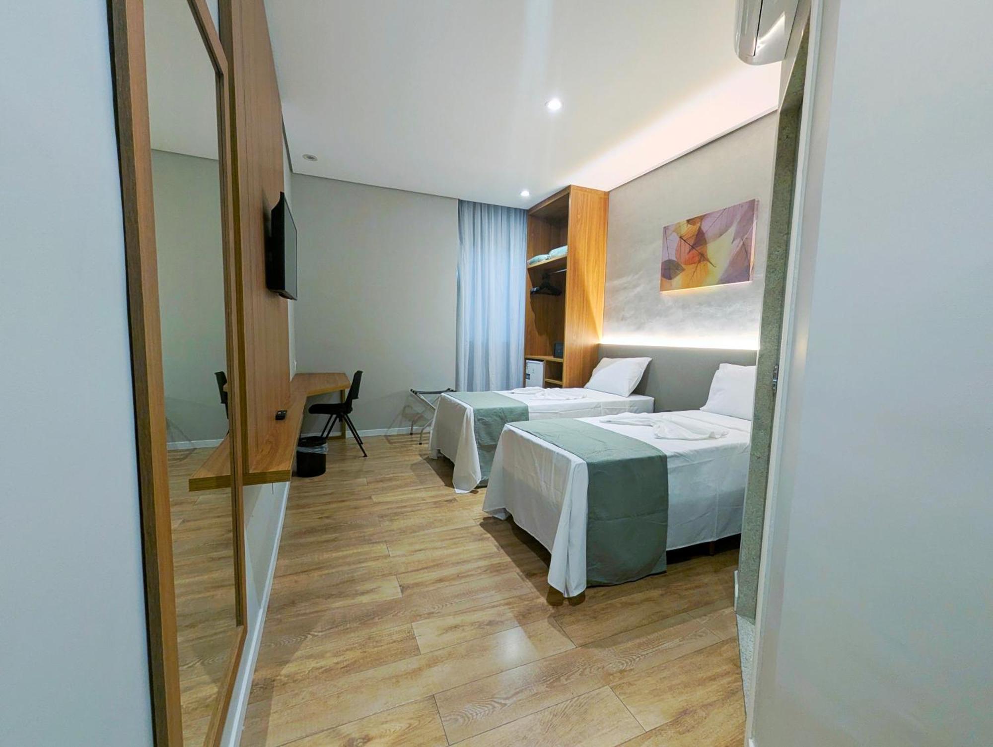 Hotel Jardim Iracema Teófilo Otoni Kültér fotó